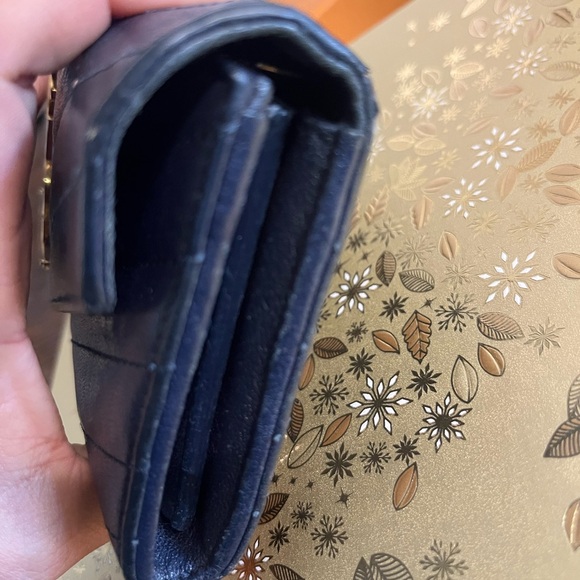 YSL ENVELOPE WALLET 
DEEP DARK BLUE - Picture 6 of 9